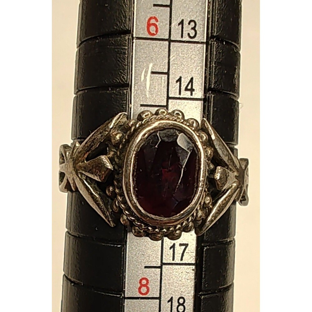Vintage 925 Sterling Silver Garnet Ring Antique Bohemian Gothic Whimsical  Sz 7